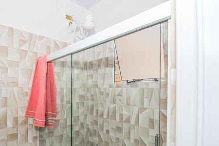 Banheiro de casa para alugar com 2 quartos, 55m² em Vila Ipojuca, São Paulo