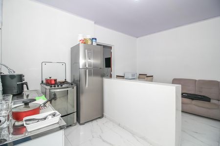Cozinha de casa para alugar com 2 quartos, 55m² em Vila Ipojuca, São Paulo