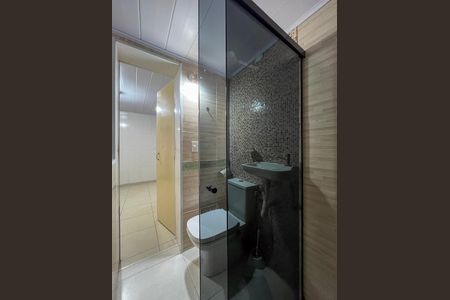 Casa para alugar com 45m², 1 quarto e sem vaga Casa para alugar com 45m², 1 quarto e sem vagaBanheiro