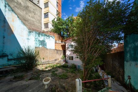 Casa à venda com 254m², 4 quartos e 1 vaga Casa à venda com 254m², 4 quartos e 1 vagaAREA EXTERNA/EDICULA