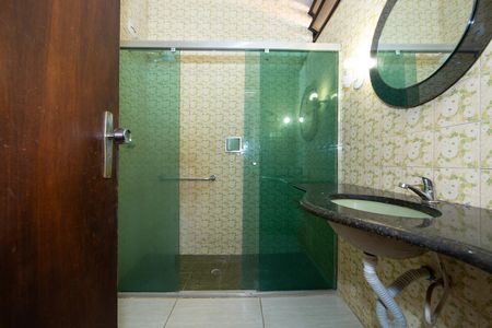 Casa à venda com 254m², 4 quartos e 1 vaga Casa à venda com 254m², 4 quartos e 1 vagaBANHEIRO1