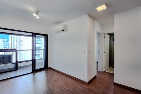 Sala de apartamento para alugar com 1 quarto, 43m² em Vila Mariana, São Paulo