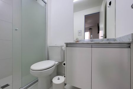 Apartamento à venda com 65m², 2 quartos e 1 vaga Apartamento à venda com 65m², 2 quartos e 1 vagaBanheiro do quarto 1