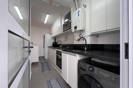 Apartamento à venda com 65m², 2 quartos e 1 vaga Apartamento à venda com 65m², 2 quartos e 1 vagaCozinha e área de serviço