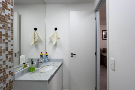 Apartamento à venda com 65m², 2 quartos e 1 vaga Apartamento à venda com 65m², 2 quartos e 1 vagaBanheiro