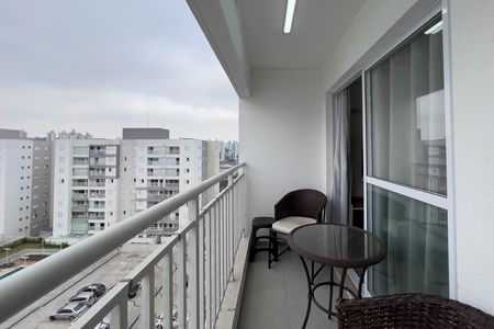Apartamento à venda com 65m², 2 quartos e 1 vaga Apartamento à venda com 65m², 2 quartos e 1 vagaVaranda