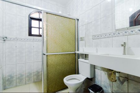 Casa para alugar com 150m², 3 quartos e 2 vagasBanheiro Social 