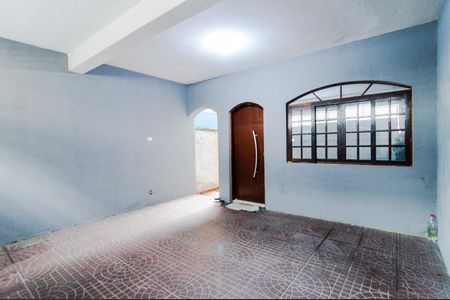 Garagem de casa para alugar com 3 quartos, 150m² em Jardim Santa Maria, Guarulhos