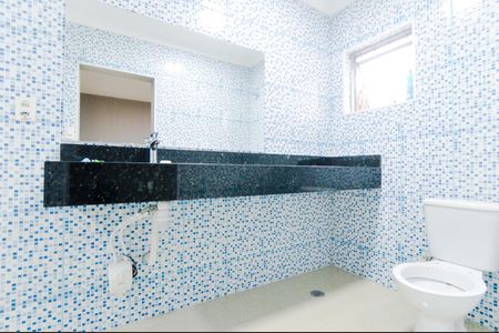 Casa para alugar com 150m², 3 quartos e 2 vagasBanheiro da Suíte