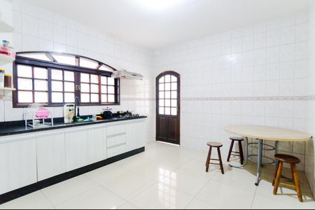 Casa para alugar com 150m², 3 quartos e 2 vagasCozinha