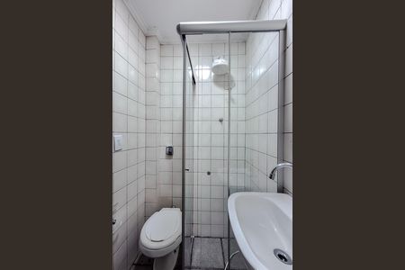 Casa para alugar com 110m², 2 quartos e 1 vaga Casa para alugar com 110m², 2 quartos e 1 vagaBanheiro