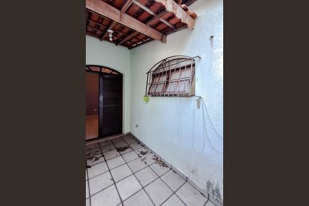 Casa para alugar com 110m², 2 quartos e 1 vaga Casa para alugar com 110m², 2 quartos e 1 vagaVaranda da Suíte