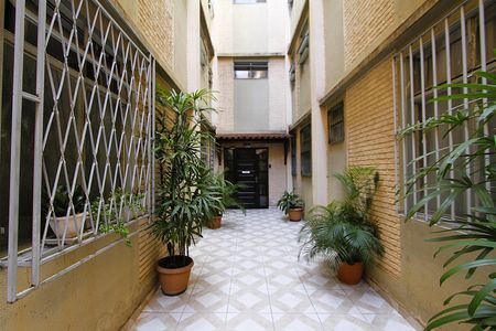 Fachada do bloco de apartamento à venda com 2 quartos, 64m² em Carlos Prates, Belo Horizonte