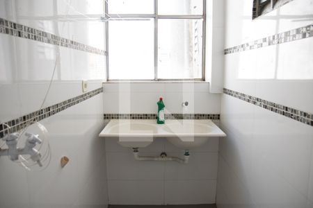 Apartamento à venda com 67m², 2 quartos e sem vaga Apartamento à venda com 67m², 2 quartos e sem vagaCozinha e Área de Serviço