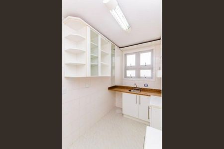 Apartamento para alugar com 94m², 2 quartos e 2 vagasCozinha