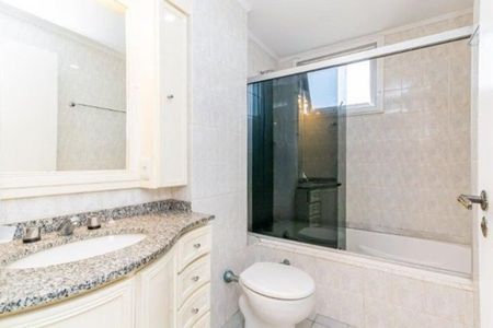 Apartamento para alugar com 94m², 2 quartos e 2 vagasBanheiro da suíte