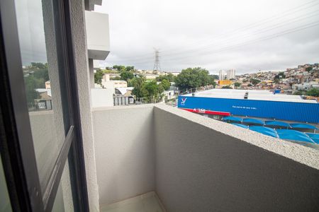 Apartamento para alugar com 38m², 2 quartos e sem vaga Apartamento para alugar com 38m², 2 quartos e sem vagaTerraço