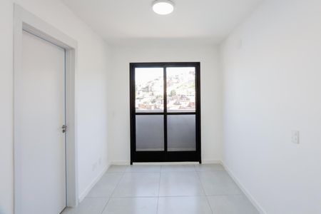 Apartamento para alugar com 2 quartos, 38m² em Jardim São Luís, São Paulo
