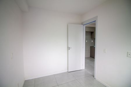 Quarto 1 de apartamento para alugar com 2 quartos, 38m² em Jardim São Luís, São Paulo