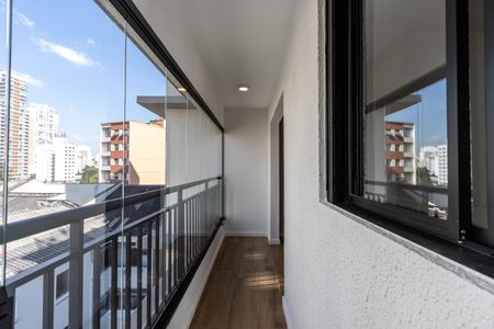 Apartamento à venda com 31m², 1 quarto e sem vaga Apartamento à venda com 31m², 1 quarto e sem vagaVaranda