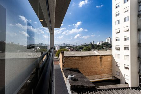 Apartamento à venda com 31m², 1 quarto e sem vaga Apartamento à venda com 31m², 1 quarto e sem vagaVaranda