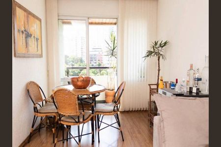 Apartamento à venda com 2 quartos, 66m² em Vila Madalena, São Paulo