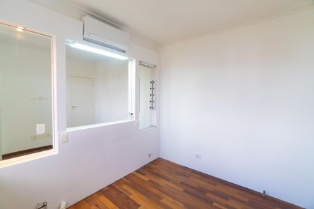Quarto 2 de apartamento para alugar com 2 quartos, 80m² em Vila Monte Alegre, São Paulo