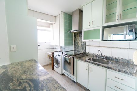 Cozinha e Área de Serviço de apartamento para alugar com 2 quartos, 80m² em Vila Monte Alegre, São Paulo