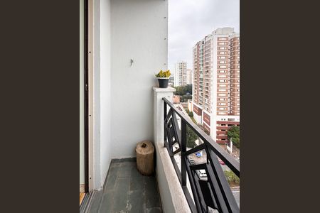 Apartamento à venda com 60m², 3 quartos e 2 vagas Apartamento à venda com 60m², 3 quartos e 2 vagasSacada
