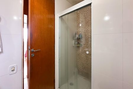Apartamento à venda com 60m², 3 quartos e 2 vagas Apartamento à venda com 60m², 3 quartos e 2 vagasBanheiro Social