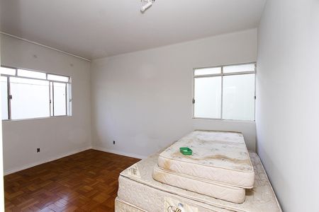 Apartamento à venda com 318m², 4 quartos e 2 vagasQuarto 3 - Suíte