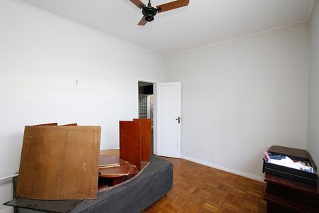 Apartamento à venda com 318m², 4 quartos e 2 vagasQuarto 1