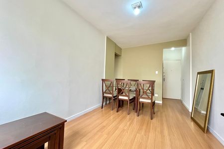 Apartamento para alugar com 75m², 2 quartos e 1 vaga Apartamento para alugar com 75m², 2 quartos e 1 vagaSala