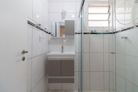 Apartamento para alugar com 56m², 2 quartos e 1 vaga Apartamento para alugar com 56m², 2 quartos e 1 vagaBanheiro
