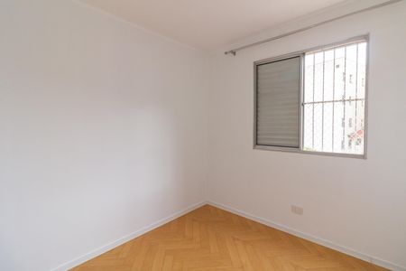 Quarto 1 de apartamento para alugar com 2 quartos, 56m² em Jardim D’abril, São Paulo