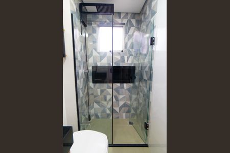 Apartamento à venda com 55m², 2 quartos e 1 vaga Apartamento à venda com 55m², 2 quartos e 1 vagaBanheiro