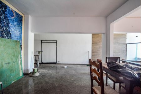 Casa para alugar com 350m², 3 quartos e 2 vagas Casa para alugar com 350m², 3 quartos e 2 vagasSalão de Festas