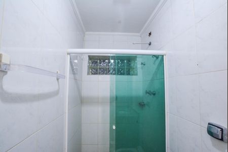 Casa para alugar com 350m², 3 quartos e 2 vagas Casa para alugar com 350m², 3 quartos e 2 vagasBanheiro da Suíte 1