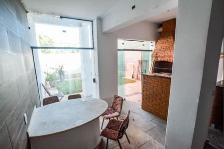 Casa para alugar com 350m², 3 quartos e 2 vagas Casa para alugar com 350m², 3 quartos e 2 vagasSalão de Festas
