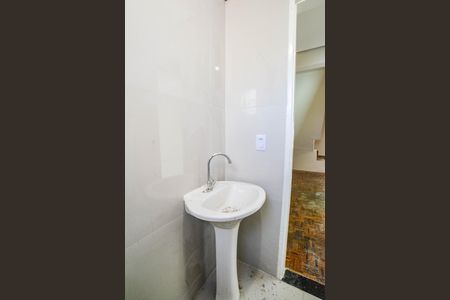 Casa para alugar com 350m², 3 quartos e 2 vagas Casa para alugar com 350m², 3 quartos e 2 vagasLavabo