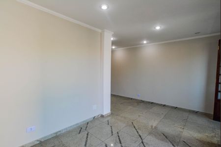 Casa para alugar com 350m², 3 quartos e 2 vagas Casa para alugar com 350m², 3 quartos e 2 vagasSala de TV
