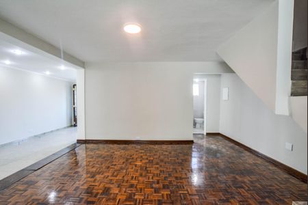 Casa para alugar com 3 quartos, 350m² em Campestre, Santo André