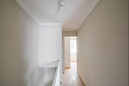 Corredor de casa para alugar com 3 quartos, 350m² em Campestre, Santo André