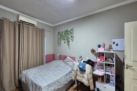 Casa de condomínio à venda com 314m², 4 quartos e 4 vagas Casa de condomínio à venda com 314m², 4 quartos e 4 vagasQuarto 3 - Suíte