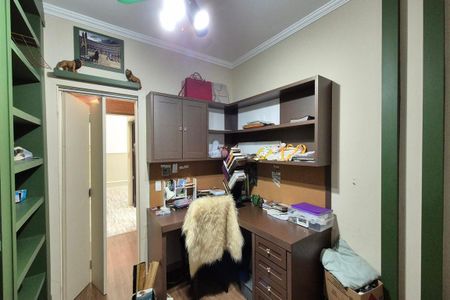 Casa de condomínio à venda com 314m², 4 quartos e 4 vagas Casa de condomínio à venda com 314m², 4 quartos e 4 vagasQuarto 1