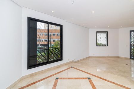 Apartamento à venda com 205m², 3 quartos e 3 vagas Apartamento à venda com 205m², 3 quartos e 3 vagasSala de Jantar