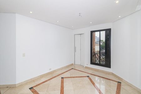 Apartamento à venda com 205m², 3 quartos e 3 vagas Apartamento à venda com 205m², 3 quartos e 3 vagasSala de Jantar
