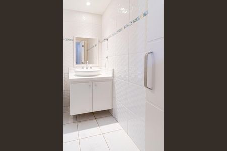 Apartamento à venda com 205m², 3 quartos e 3 vagas Apartamento à venda com 205m², 3 quartos e 3 vagasBanheiro da Suíte 3