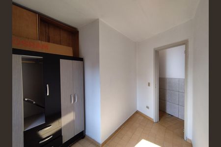 Quarto dos fundos  de casa à venda com 4 quartos, 300m² em Cursino, São Paulo