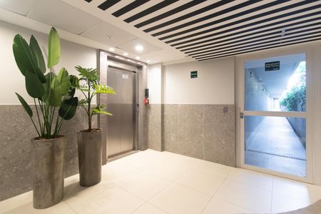Apartamento para alugar com 34m², 1 quarto e 1 vaga Apartamento para alugar com 34m², 1 quarto e 1 vagaHall social